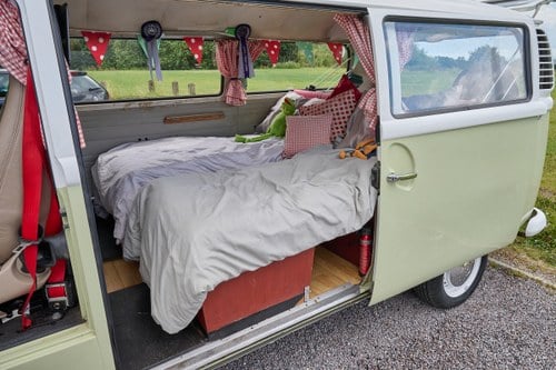 1972 Volkswagen T2 Baywindow Danbury Camper In vendita (immagine 121 di 205)