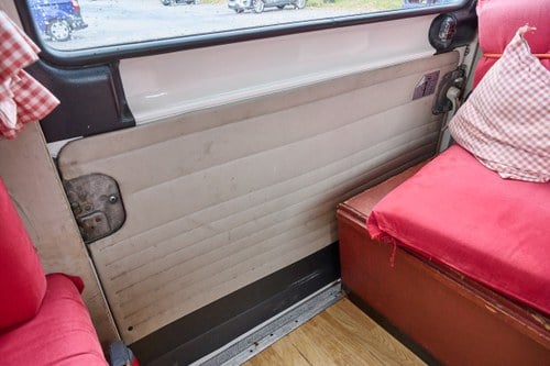 1972 Volkswagen T2 Baywindow Danbury Camper In vendita (immagine 106 di 205)