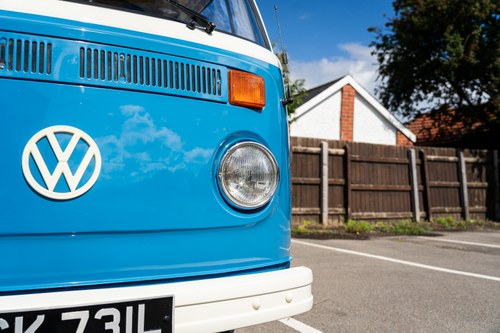 1972 Volkswagen T2 Bay Window Campervan En venta (imagen 99 de 140)