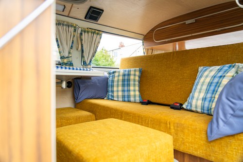 1972 Volkswagen T2 Bay Window Campervan En venta (imagen 54 de 140)