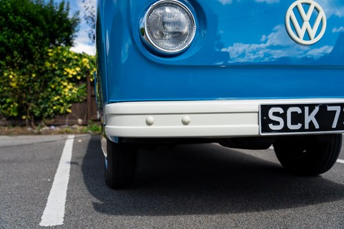 1972 Volkswagen T2 Bay Window Campervan En venta (imagen 106 de 140)