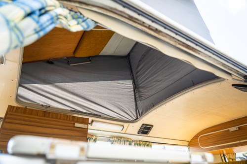 1972 Volkswagen T2 Bay Window Campervan En venta (imagen 73 de 140)