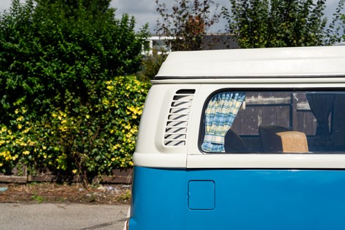1972 Volkswagen T2 Bay Window Campervan En venta (imagen 92 de 140)