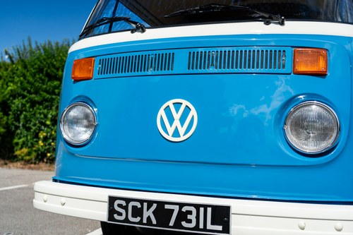 1972 Volkswagen T2 Bay Window Campervan En venta (imagen 101 de 140)