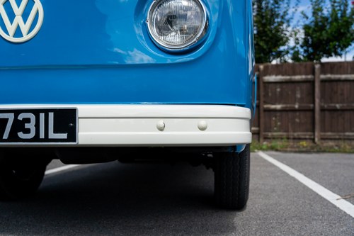 1972 Volkswagen T2 Bay Window Campervan En venta (imagen 105 de 140)