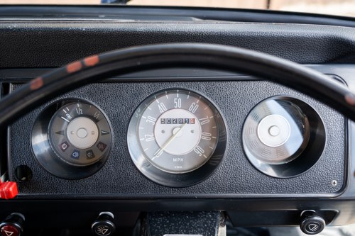 1972 Volkswagen T2 Bay Window Campervan En venta (imagen 25 de 140)