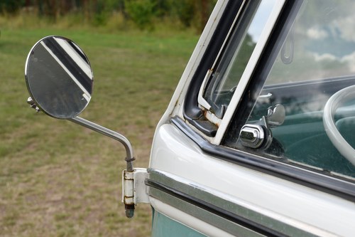 1965 Volkswagen Type 2 Splitscreen Campervan In vendita (immagine 98 di 163)