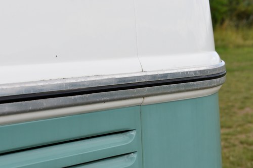 1965 Volkswagen Type 2 Splitscreen Campervan In vendita (immagine 118 di 163)