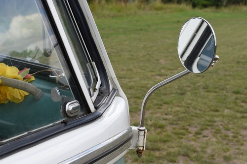 1965 Volkswagen Type 2 Splitscreen Campervan In vendita (immagine 97 di 163)
