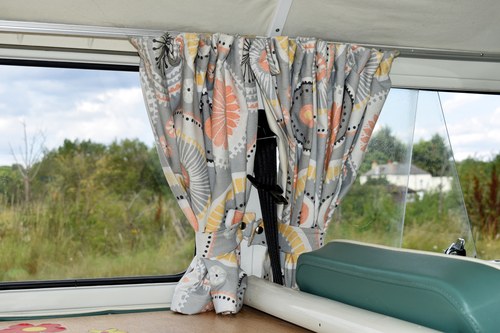 1965 Volkswagen Type 2 Splitscreen Campervan In vendita (immagine 66 di 163)