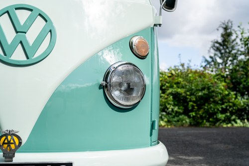 1965 Volkswagen T1 Splitscreen Canterbury Pitt Campervan In vendita (immagine 75 di 129)