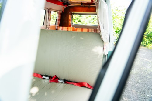 1965 Volkswagen T1 Splitscreen Canterbury Pitt Campervan In vendita (immagine 28 di 129)