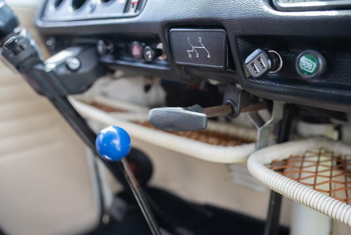 1973 Volkswagen T2 Westfalia Campervan En venta (imagen 49 de 191)