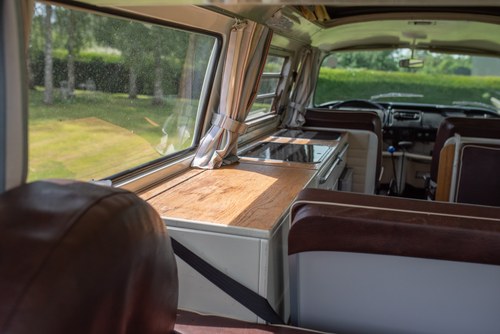 1973 Volkswagen T2 Westfalia Campervan En venta (imagen 61 de 191)