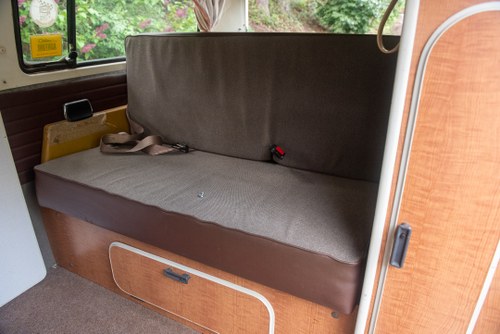 1971 Volkswagen T2 Baywindow Westfalia In vendita (immagine 105 di 186)