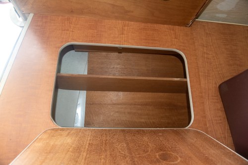 1971 Volkswagen T2 Baywindow Westfalia In vendita (immagine 111 di 186)