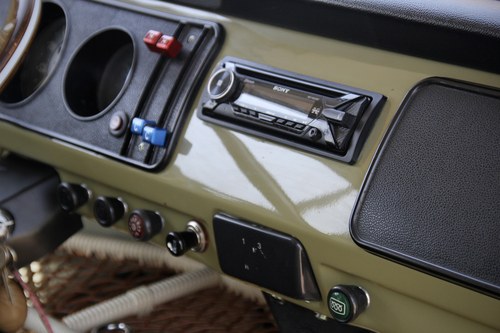 1971 Volkswagen T2 Baywindow Campervan à vendre (picture 34 of 131)