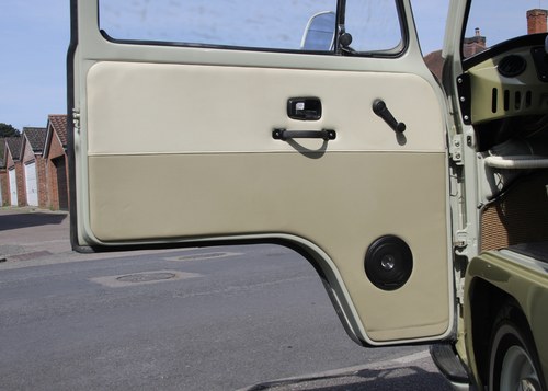 1971 Volkswagen T2 Baywindow Campervan à vendre (picture 46 of 131)