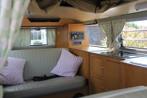 1971 Volkswagen T2 Baywindow Campervan à vendre (picture 24 of 131)