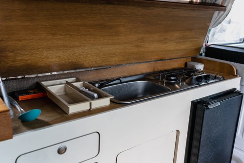 1972 Volkswagen T2 Bay Window Westfalia Camper LHD En venta (imagen 41 de 176)