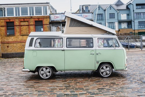 1972 Volkswagen T2 Bay Window Westfalia Camper LHD En venta (imagen 9 de 176)