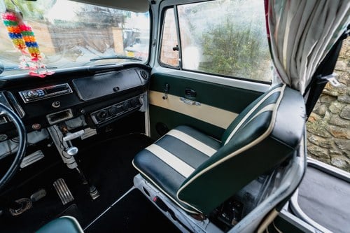 1972 Volkswagen T2 Bay Window Westfalia Camper LHD En venta (imagen 20 de 176)