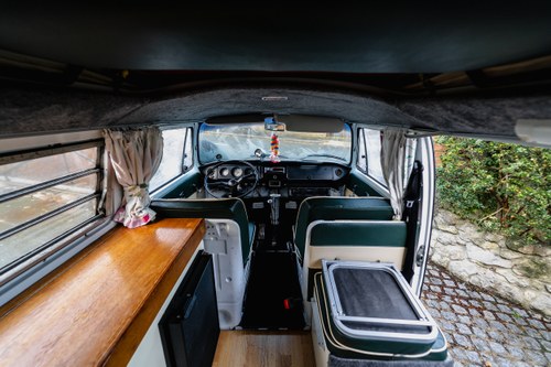 1972 Volkswagen T2 Bay Window Westfalia Camper LHD En venta (imagen 31 de 176)