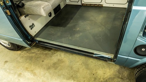 1987 Volkswagen T3 Vanagon Westfalia LHD In vendita (immagine 73 di 150)