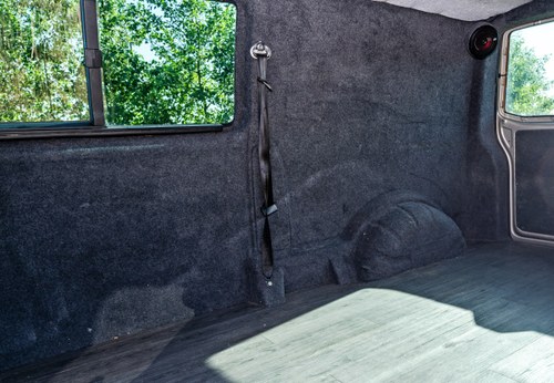 2007 Volkswagen T32 TDI LWB Window Van In vendita (immagine 47 di 103)