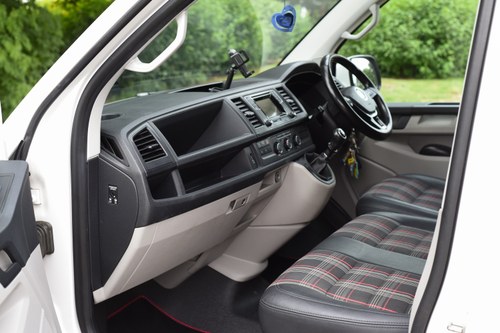 2017 Volkswagen Transporter T28 Highline Tdi BMT à vendre (picture 29 of 155)