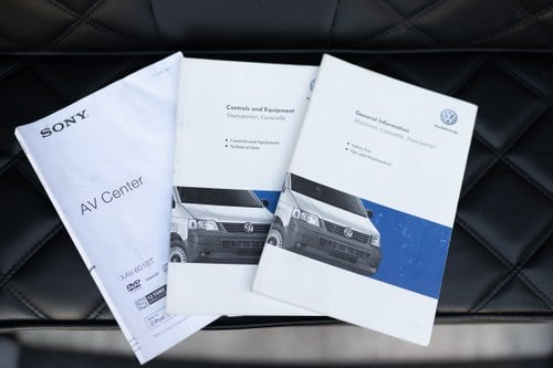 2009 Volkswagen Transporter T5 Camper Conversion zum Verkauf (Bild 188 von 212)