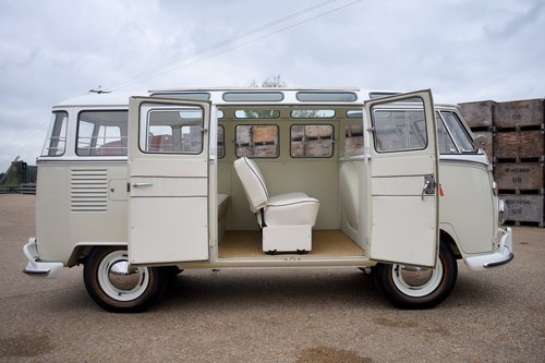 1963 Volkswagen T2 Splitscreen 23 Window Samba à venda (imagem 8 de 106)