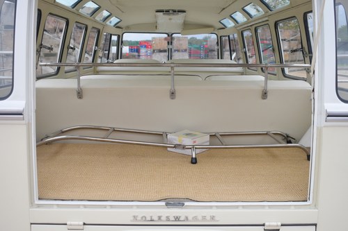 1963 Volkswagen T2 Splitscreen 23 Window Samba à venda (imagem 53 de 106)