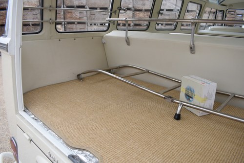 1963 Volkswagen T2 Splitscreen 23 Window Samba à venda (imagem 54 de 106)