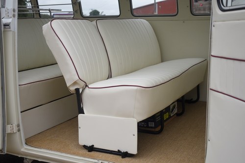 1963 Volkswagen T2 Splitscreen 23 Window Samba à venda (imagem 44 de 106)