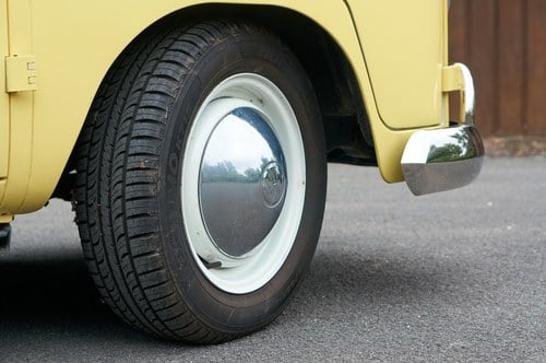 1966 Volkswagen VW T1 ‘Split Screen’ Campervan In vendita (immagine 34 di 197)