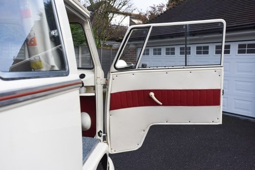 1967 Volkswagen Type 2 (T1) Split Window Camper In vendita (immagine 22 di 160)