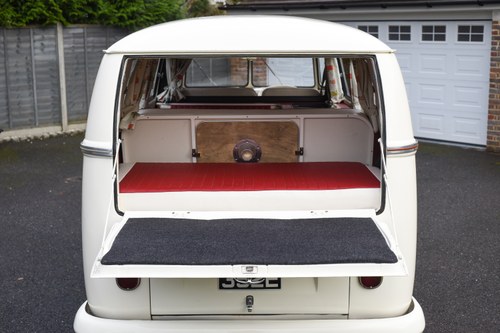 1967 Volkswagen Type 2 (T1) Split Window Camper In vendita (immagine 76 di 160)