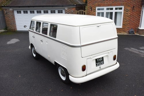 1967 Volkswagen Type 2 (T1) Split Window Camper In vendita (immagine 15 di 160)