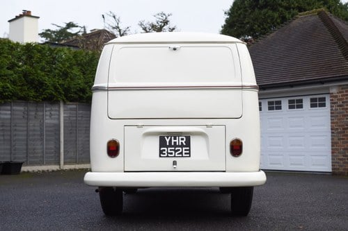 1967 Volkswagen Type 2 (T1) Split Window Camper In vendita (immagine 14 di 160)