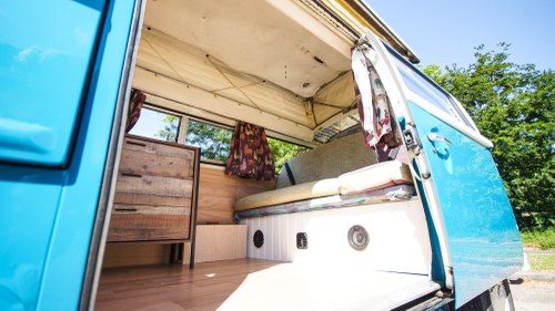 1976 Volkswagen Type 2 Camper - RESERVE LOWERED à vendre (picture 54 of 98)