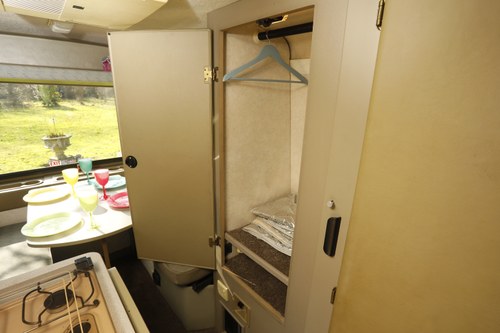 1999 Volkswagen Winnebago Rialta campervan LHD zum Verkauf (Bild 82 von 193)