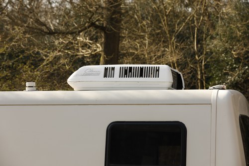 1999 Volkswagen Winnebago Rialta campervan LHD zum Verkauf (Bild 146 von 193)