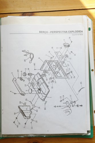 1999 Volkswagen Winnebago Rialta campervan LHD zum Verkauf (Bild 186 von 193)