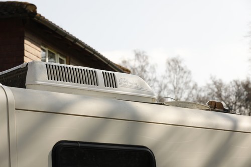 1999 Volkswagen Winnebago Rialta campervan LHD zum Verkauf (Bild 147 von 193)