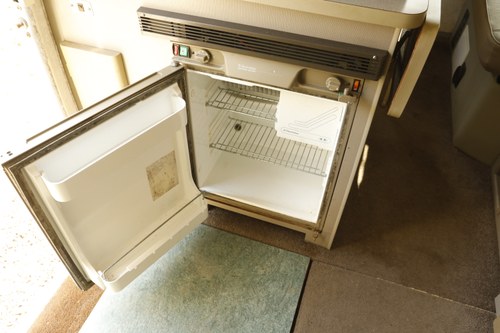 1999 Volkswagen Winnebago Rialta campervan LHD zum Verkauf (Bild 104 von 193)