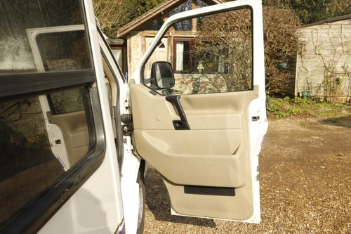 1999 Volkswagen Winnebago Rialta campervan LHD zum Verkauf (Bild 41 von 193)