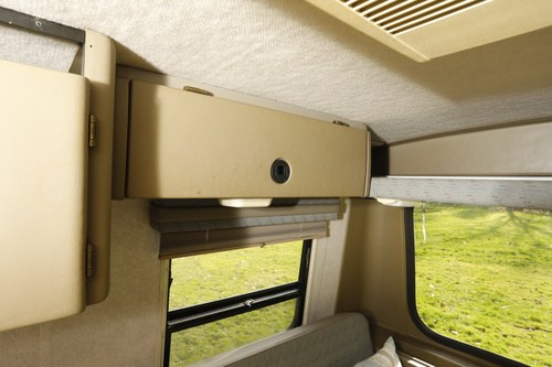 1999 Volkswagen Winnebago Rialta campervan LHD zum Verkauf (Bild 72 von 193)