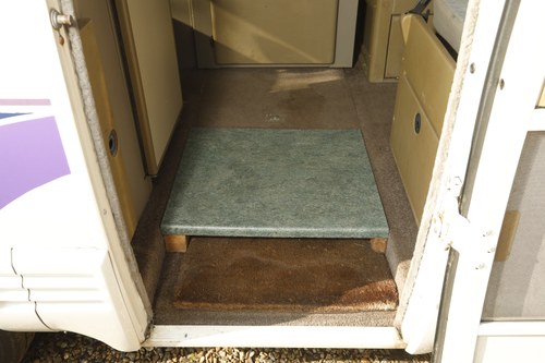 1999 Volkswagen Winnebago Rialta campervan LHD zum Verkauf (Bild 58 von 193)