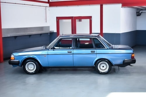 1984 Volvo 244 GLE Sedan 2.3 In vendita (immagine 15 di 73)